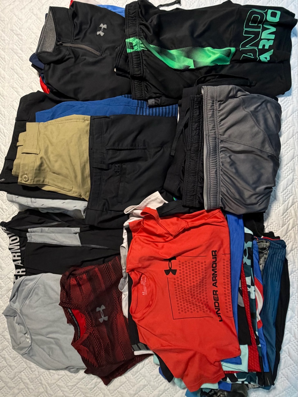 Under Armour Youth Boy Large 12/14 Shorts Drifit Tees Quarter Zips Golf Shorts